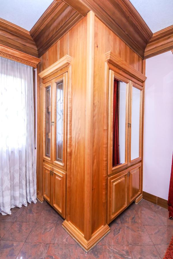 Hotel Brilant Antik Center 4*